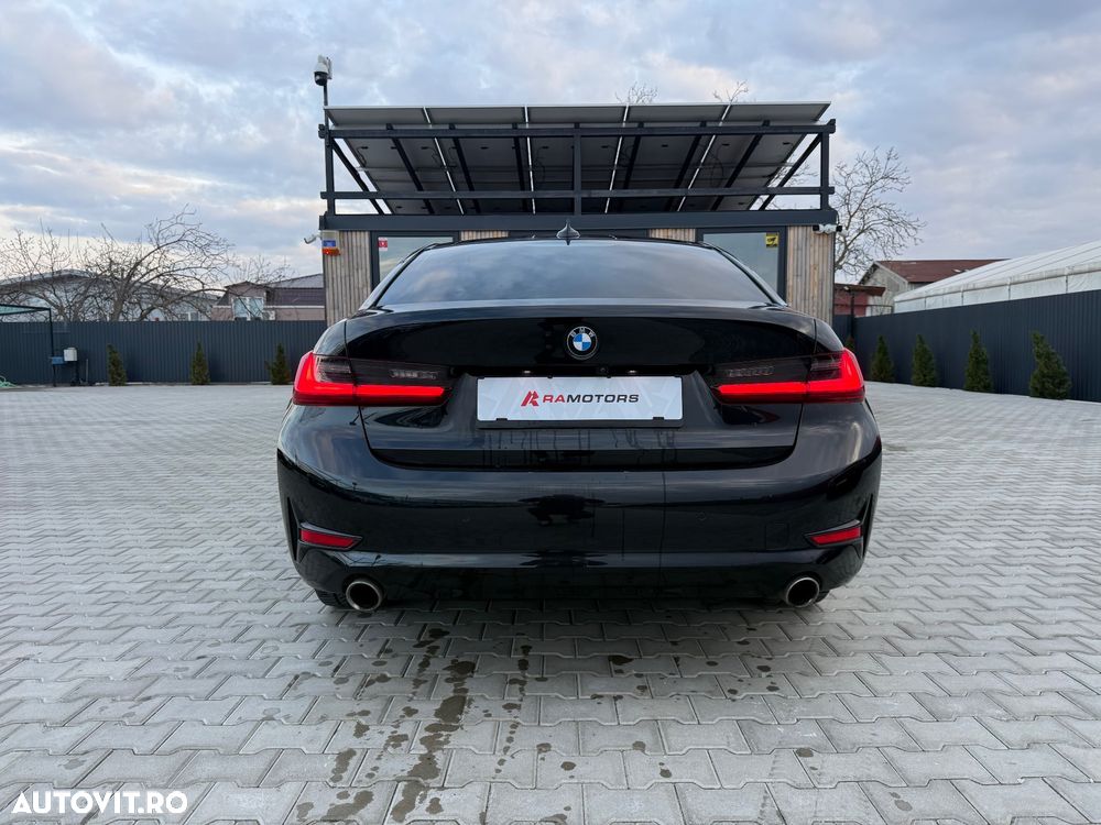 BMW Seria 3 330d Aut. Sport Line - 9