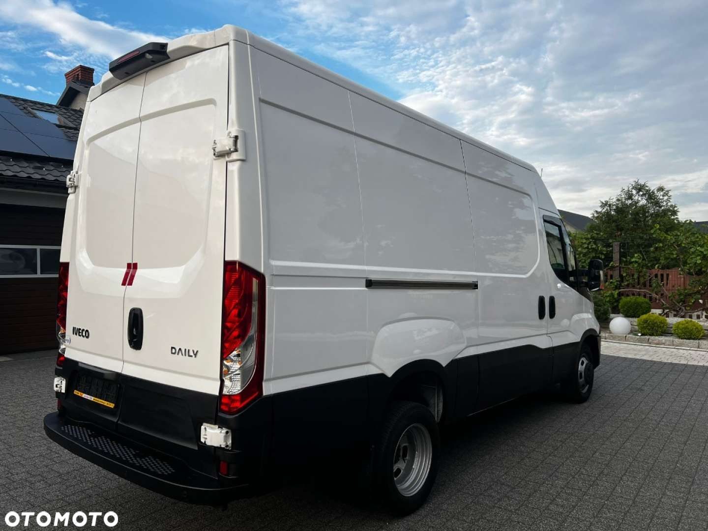 Iveco Daily - 12