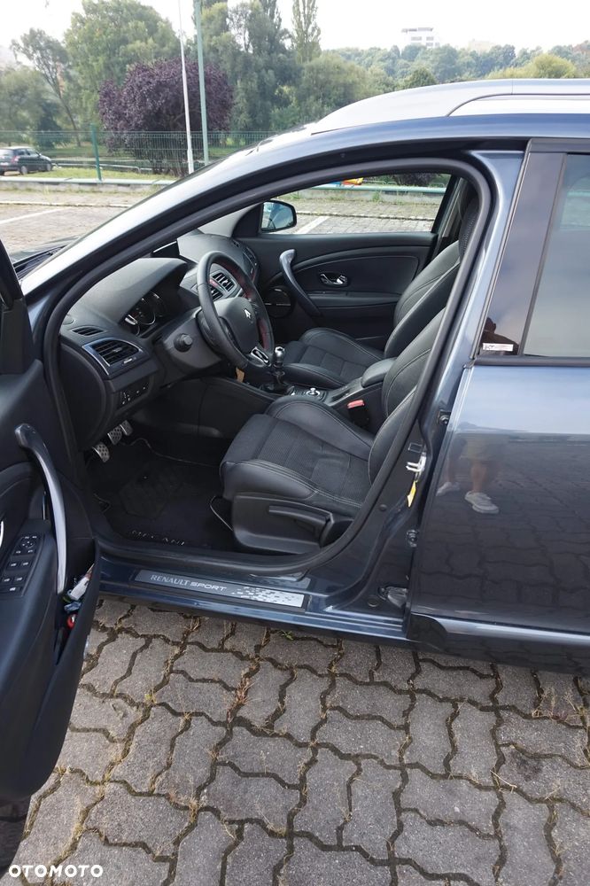 Renault Megane Grandtour TCe 220 Start & Stop GT 220 - 14