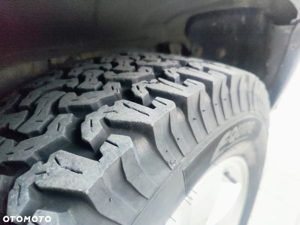 Jeep Grand Cherokee 4.0 Laredo - 17