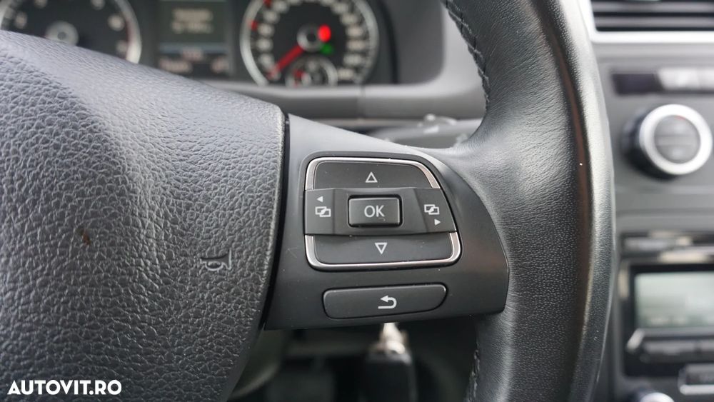 Volkswagen Touran 1.4 TSI DSG Comfortline - 21