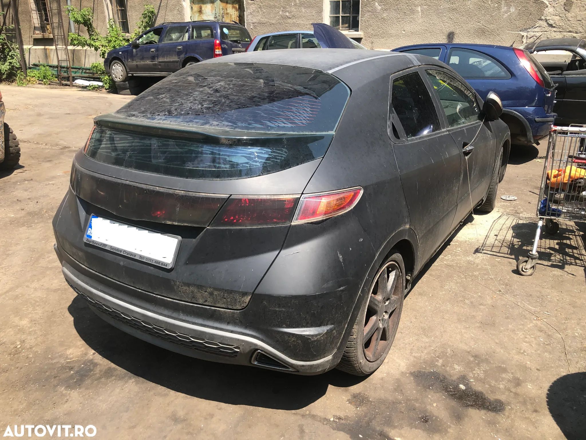 Dezmembrez Honda Civic 2007 1.8 benzina negru - 1