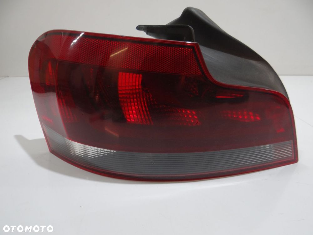 LAMPA LEWY TYŁ BMW E88 - 3