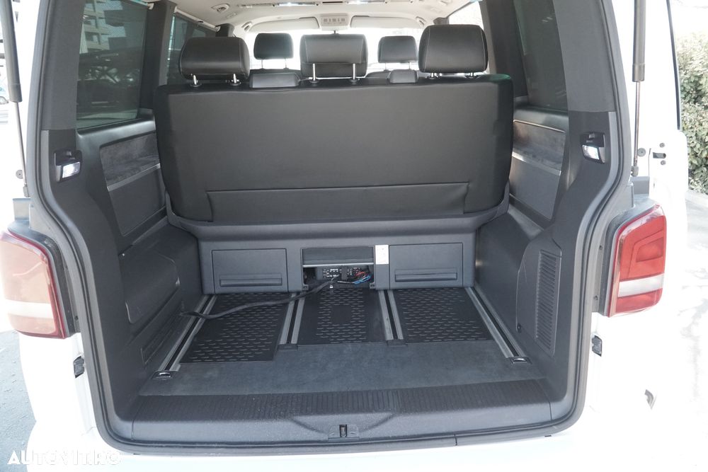Volkswagen Multivan - 29