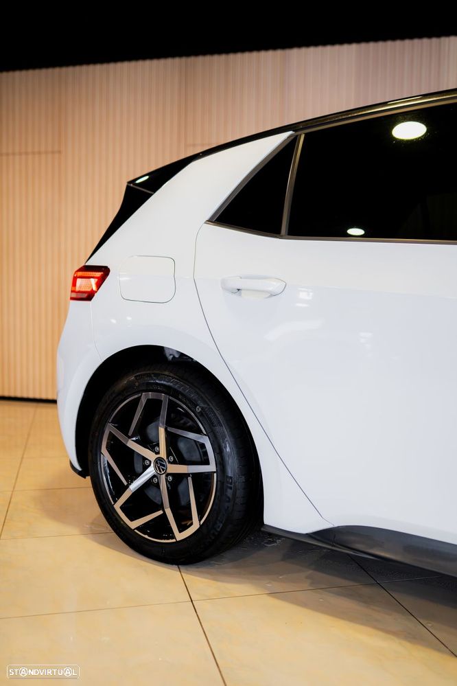 VW ID.3 Pro - 11