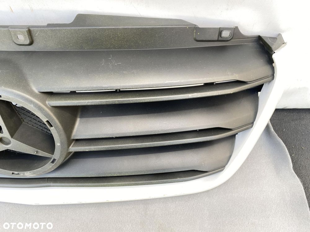 SPRINTER 907 910 17- ATRAPA GRILL PRZEDNI MASKOWNICA PRZÓD Z RAMKĄ BIAŁĄ - 6