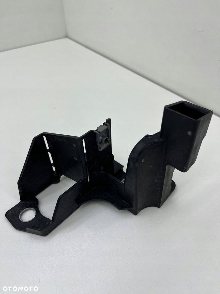 RENAULT CLIO V MOCOWANIE LAMPY PRAWY PRZÓD 622104863R - 2