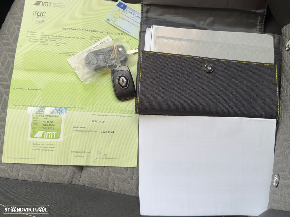 Renault Clio 1.5 Blue dCi Limited - 22