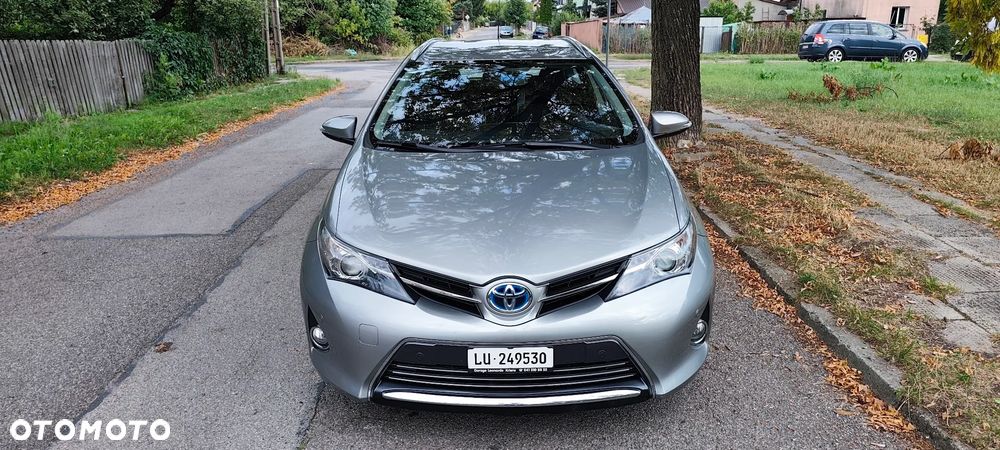 Toyota Auris 1.8 HSD Prestige NAVI - 2