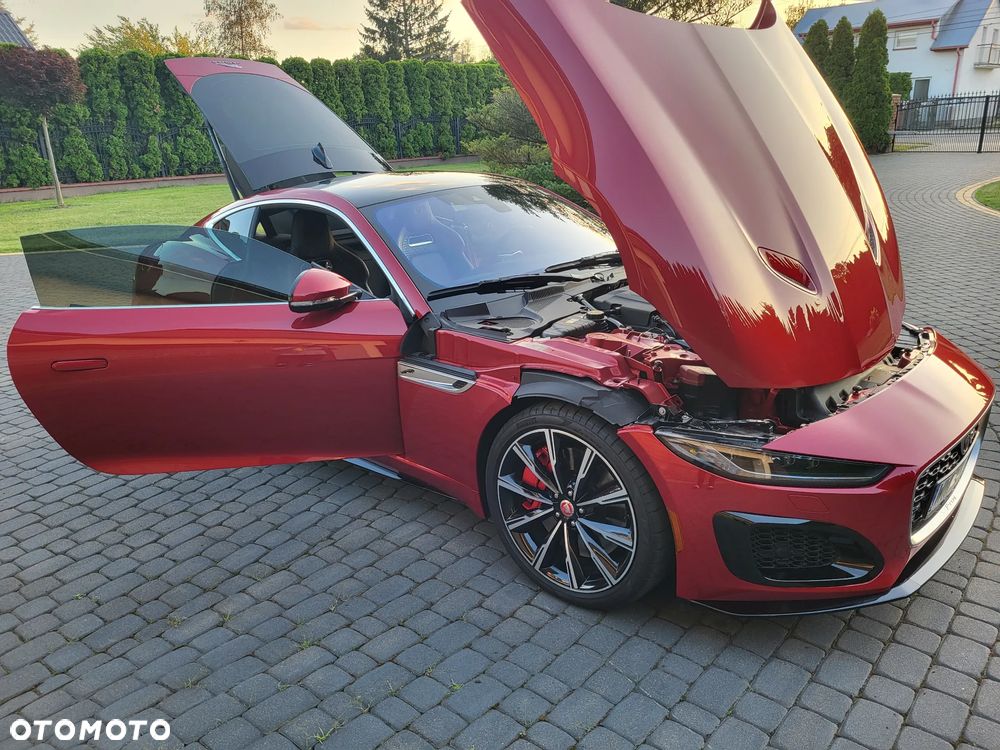 Jaguar F-Type P575 AWD R - 33
