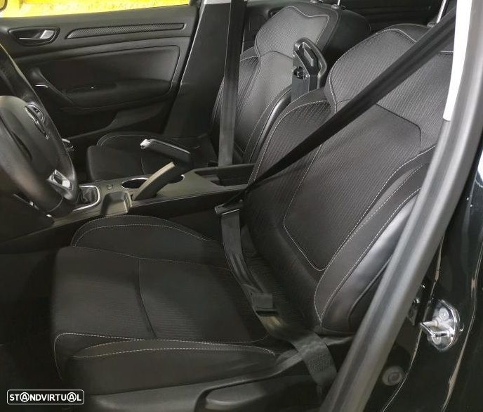 Renault Mégane Sport Tourer 1.5 dCi Zen - 5