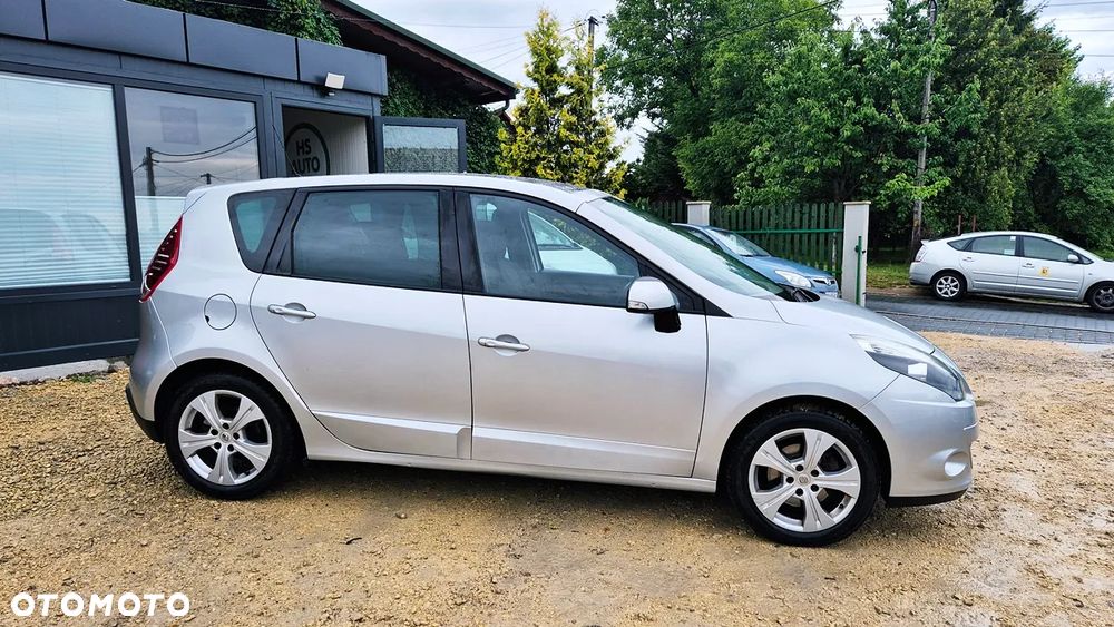 Renault Scenic 1.6 16V 110 Paris - 8