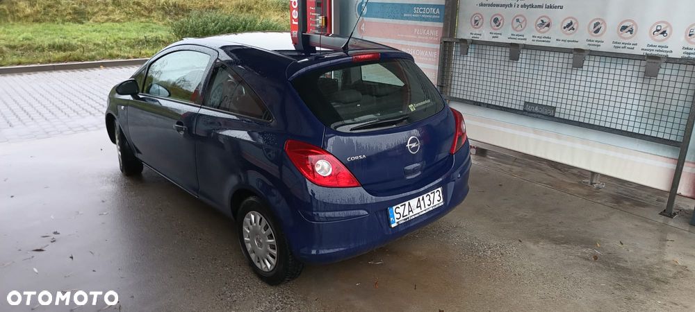 Opel Corsa 1.2 16V Enjoy - 4