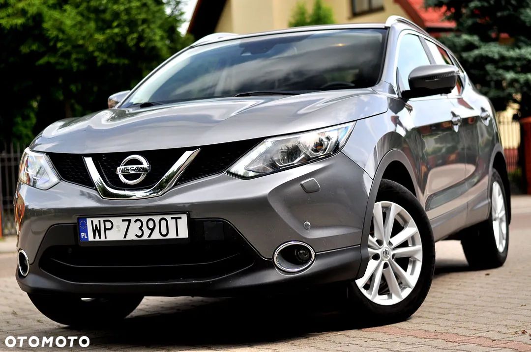 Nissan Qashqai 1.6 DIG-T Tekna - 1
