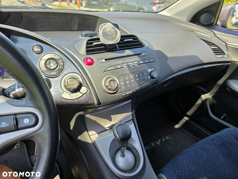 Honda Civic 1.4i-DSi Sport - 12