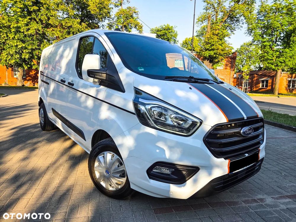 Ford TRANSIT CUSTOM - 1