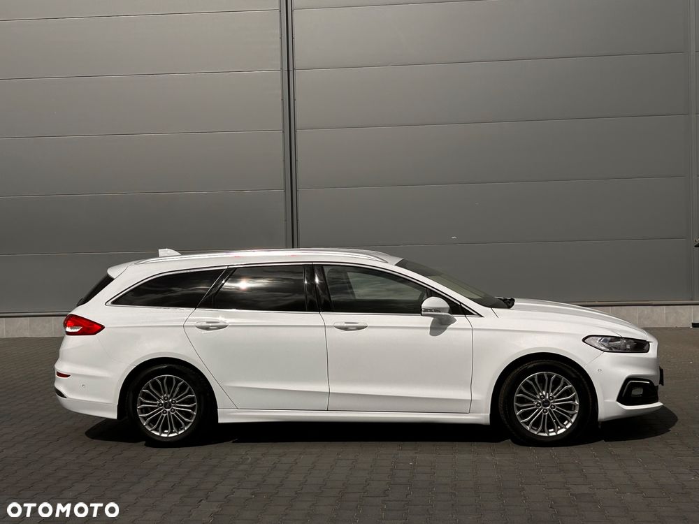 Ford Mondeo 2.0 EcoBlue Titanium - 22