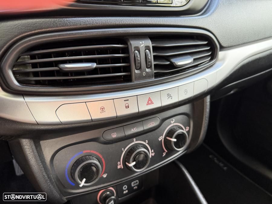 Fiat Tipo Van 1.3 Multijet 2Lugares - 14