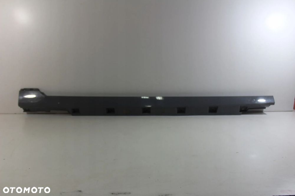 LISTWA PROGOWA PRAWA VW PASSAT B8 CAŁA OE 3G0853858F - 1