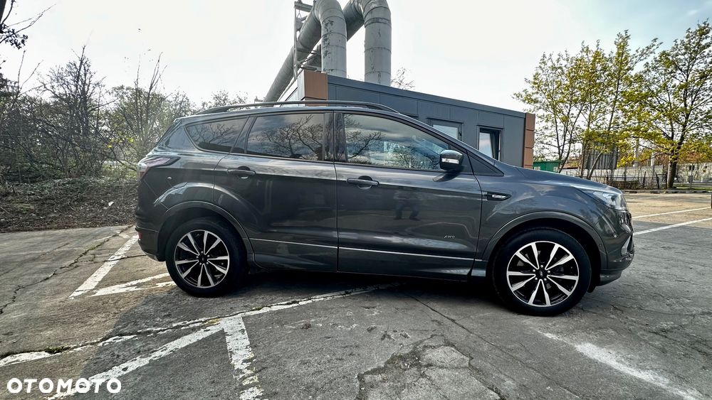 Ford Kuga 2.0 TDCi 4x4 ST-Line - 7