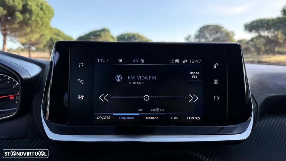 Peugeot 2008 PureTech 100 Style - 35