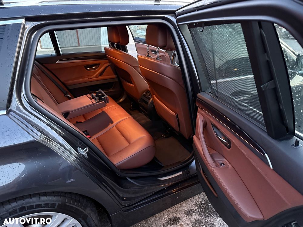 BMW Seria 5 520d Touring Aut. Luxury Line - 16
