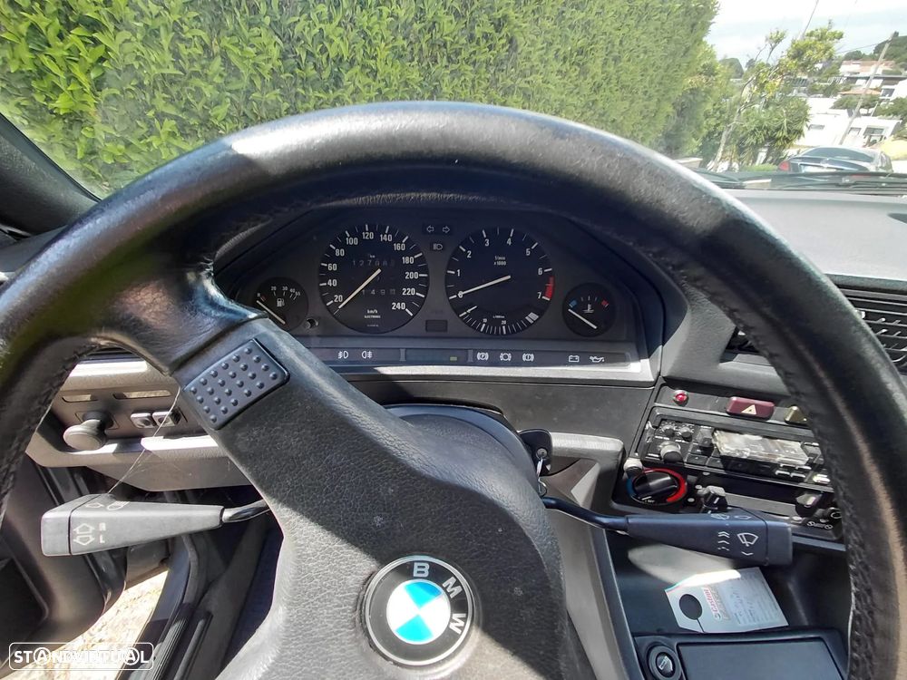 BMW 320 i Coupe - 7