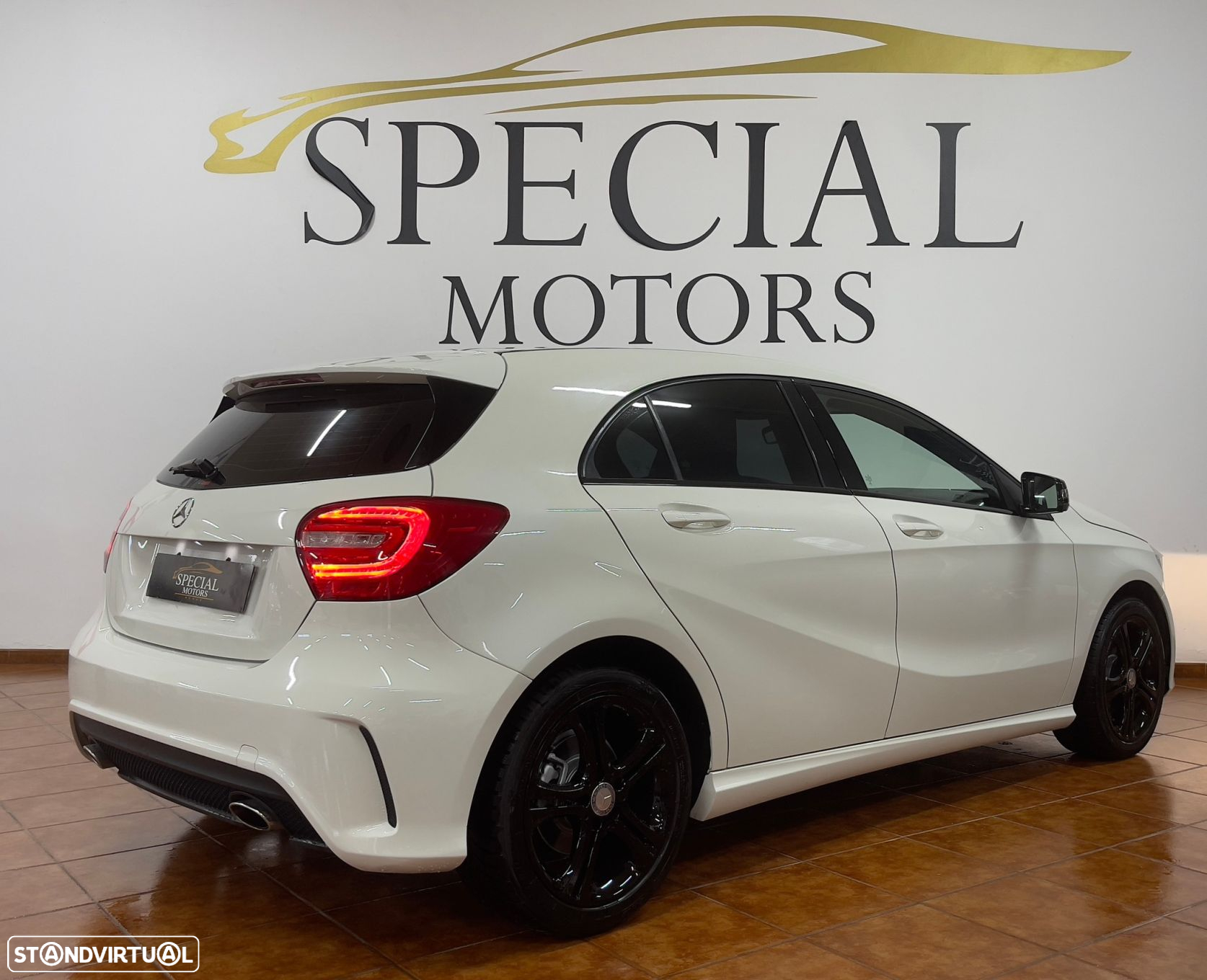 Mercedes-Benz A 180 CDI (BlueEFFICIENCY) Urban - 9