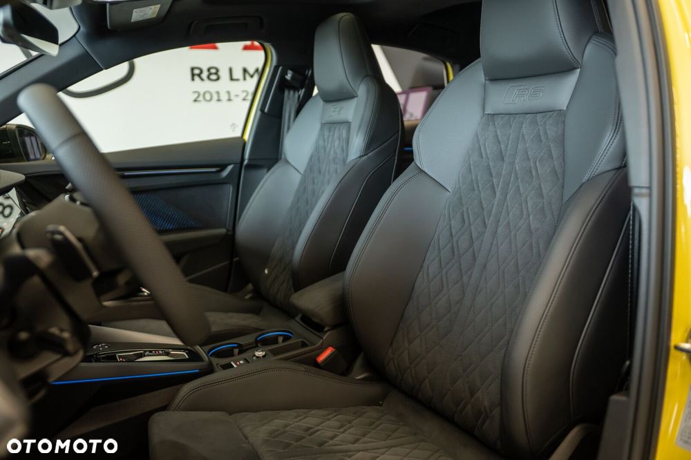 Audi RS3 Limousine - 10