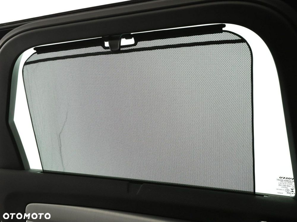 Volvo V90 D3 Momentum - 39