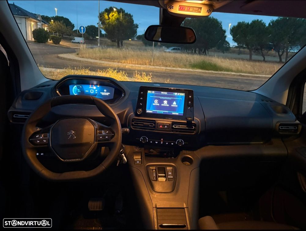 Peugeot e-Rifter 50 kWh Standard Active Pack - 4