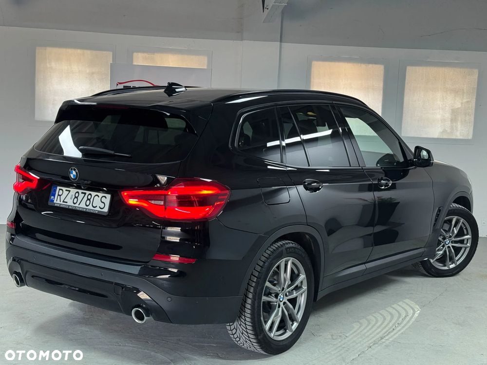 BMW X3 xDrive20d sport - 17