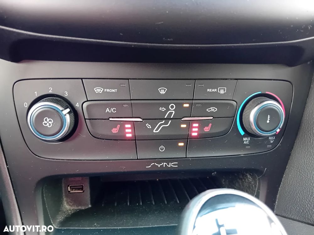 Ford Focus 1.0 EcoBoost Start Stop Sport - 12