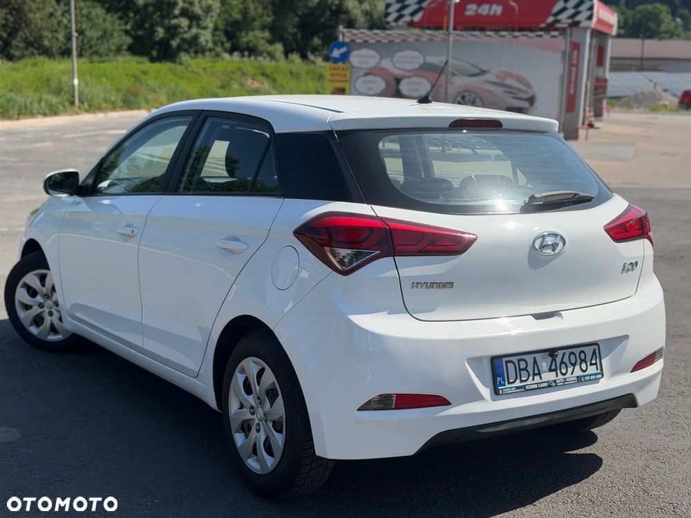 Hyundai i20 blue 1.2 Classic - 4