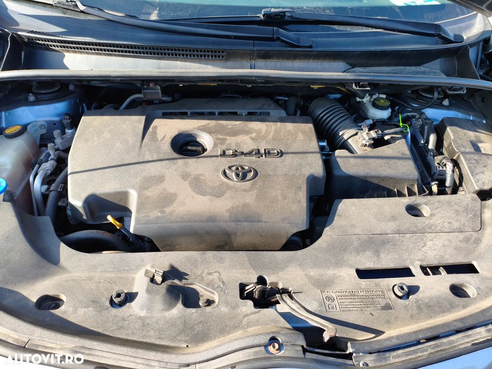 Toyota Verso 2.0 D-4D - 8