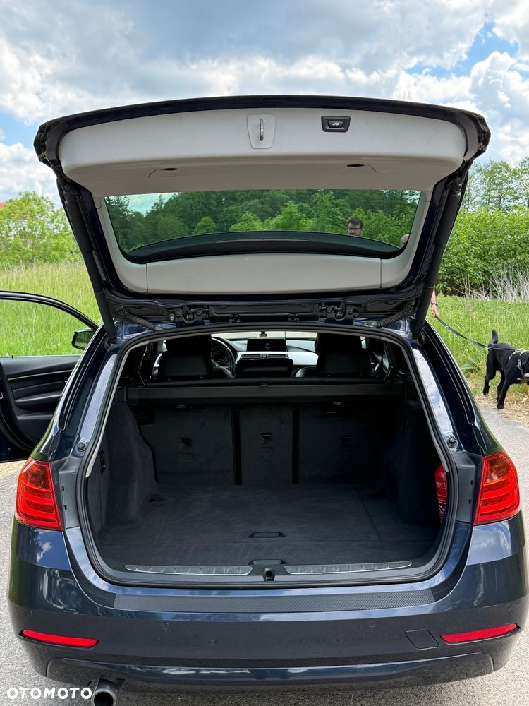 BMW Seria 3 320d Efficient Dynamics Edition - 9