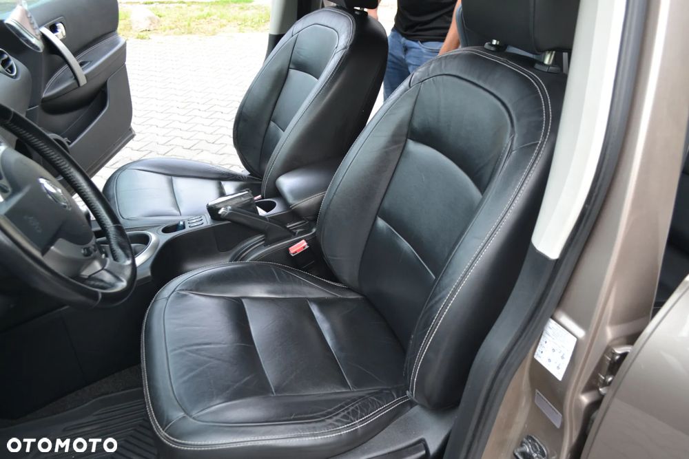 Nissan Qashqai 2.0 dCi Tekna EU5 - 22