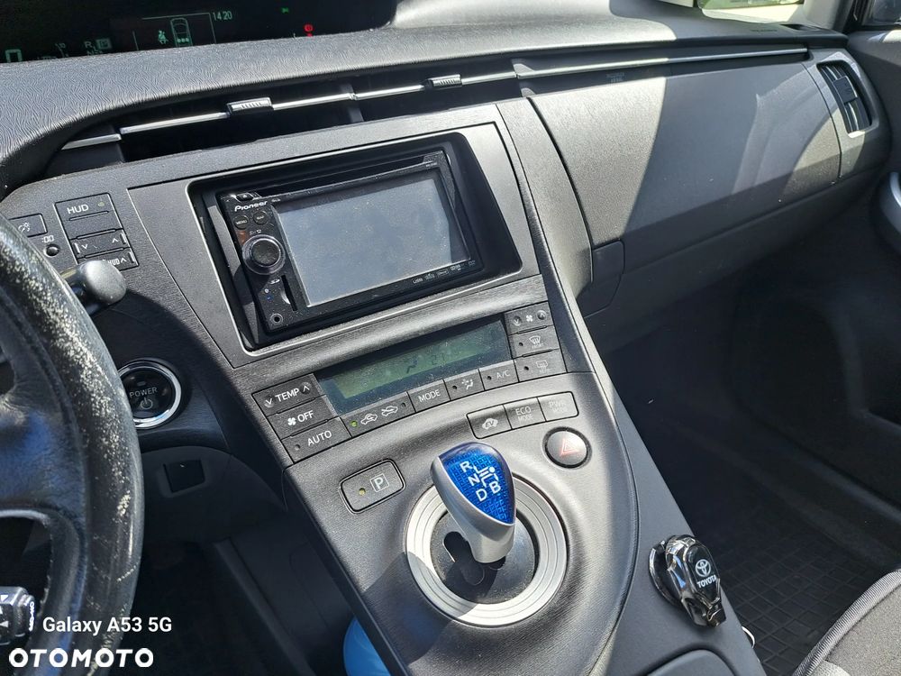 Toyota Prius - 9