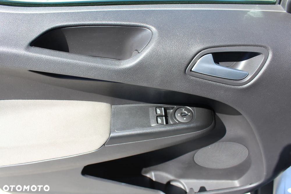 Ford Tourneo Courier 1.0 EcoBoost S&S Titanium - 14