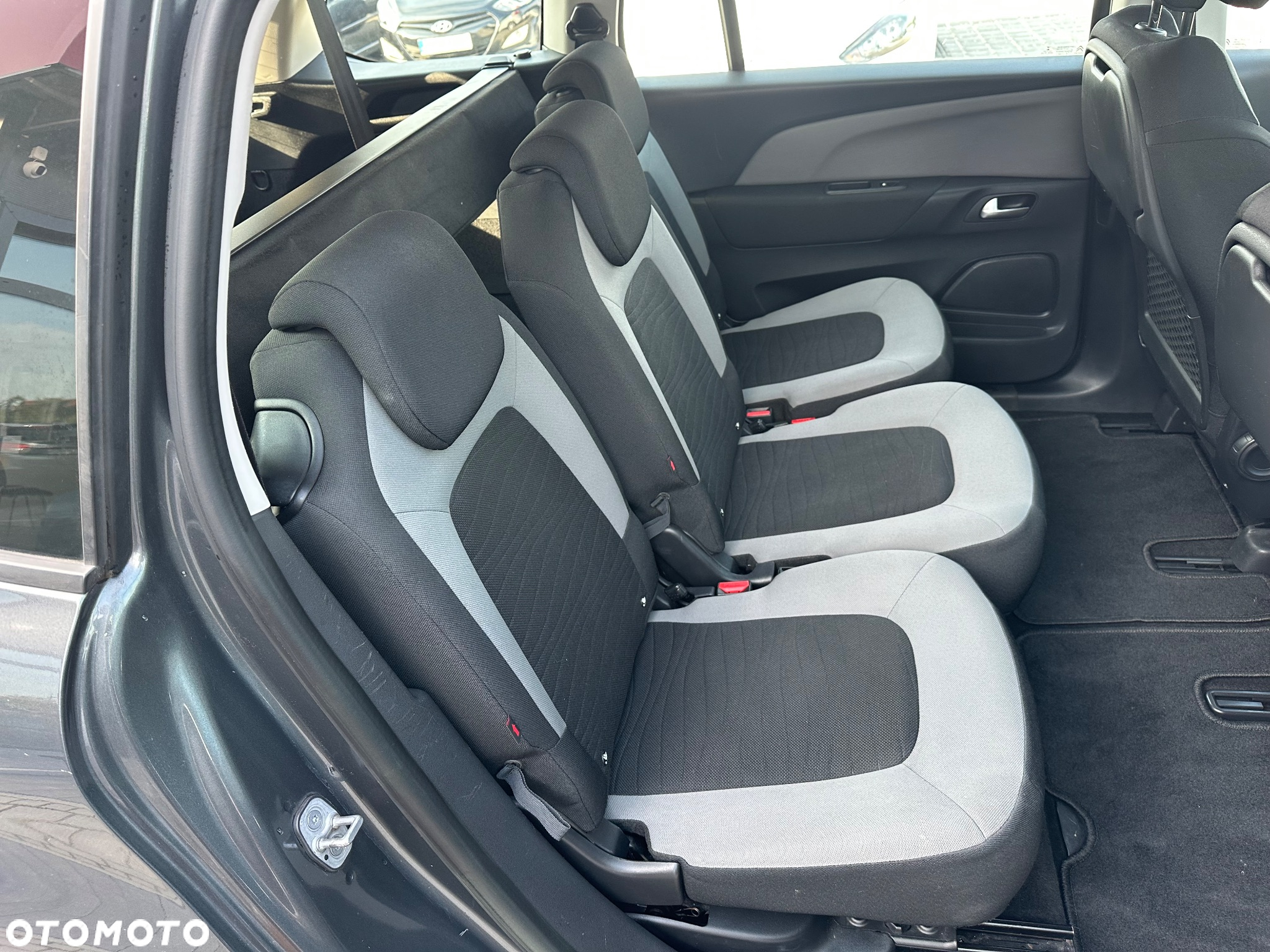 Citroën C4 Grand Picasso 1.6 e-HDi Exclusive ETG6 - 17