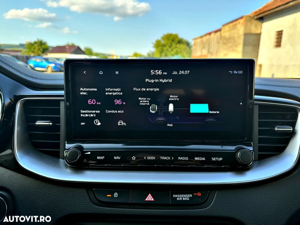 Kia Ceed - 16