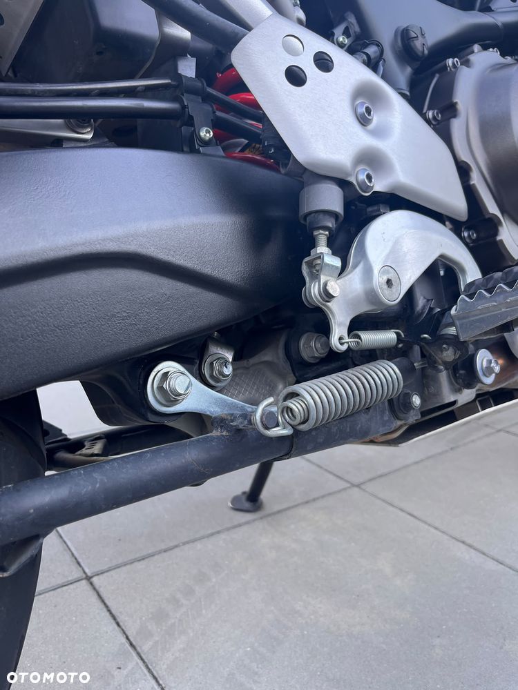 Yamaha XTZ - 23