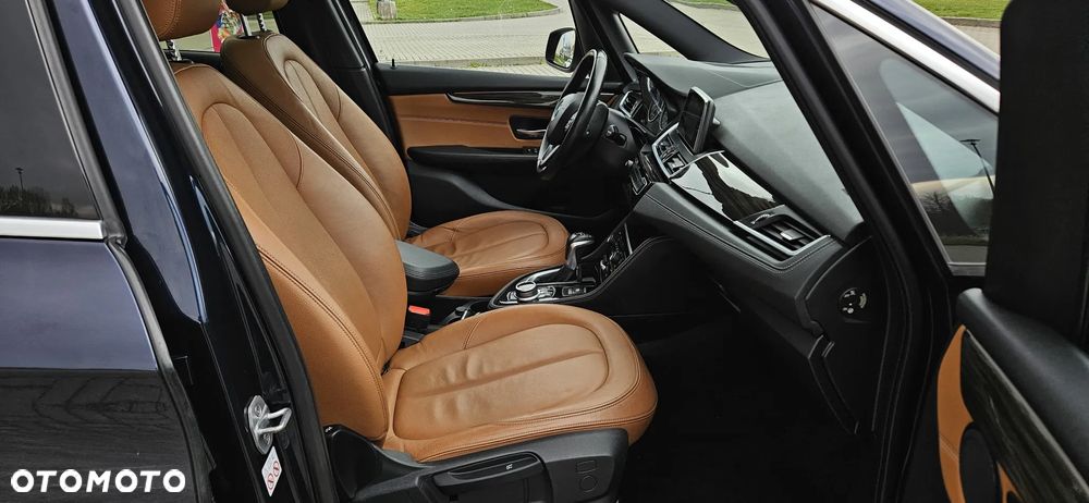 BMW Seria 2 218d Sport-Aut Luxury Line - 12