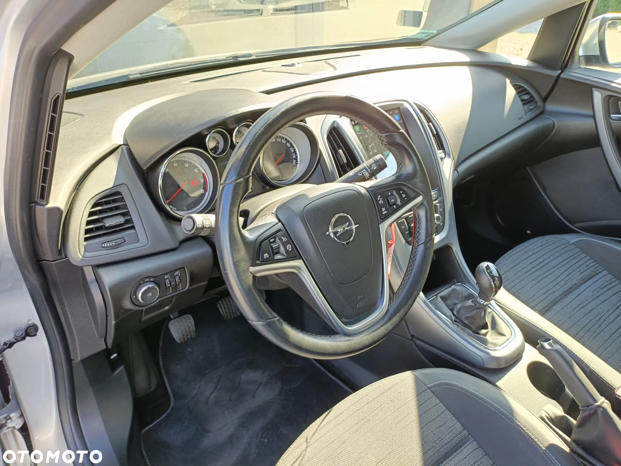 Opel Astra - 10
