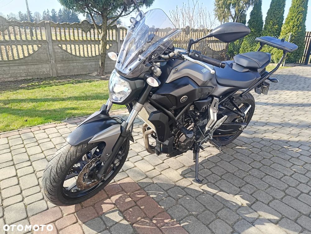 Yamaha MT - 2