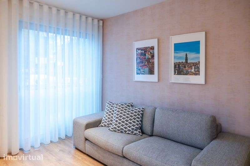 Apartamento T2 Porto | 2min do Metro - Grande imagem: 3/7