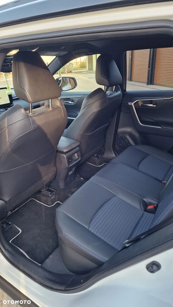 Toyota RAV4 2.5 Hybrid Selection 4x2 - 6