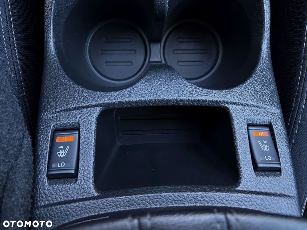 Nissan Qashqai 1.3 DIG-T N-Connecta DCT - 33