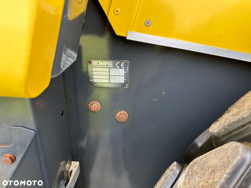 Bomag BW 213 BW 211 - 12