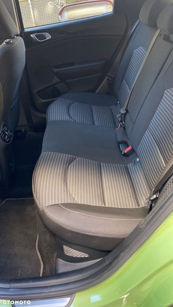 Kia XCeed 1.6 GDI PHEV L Business Line DCT - 2